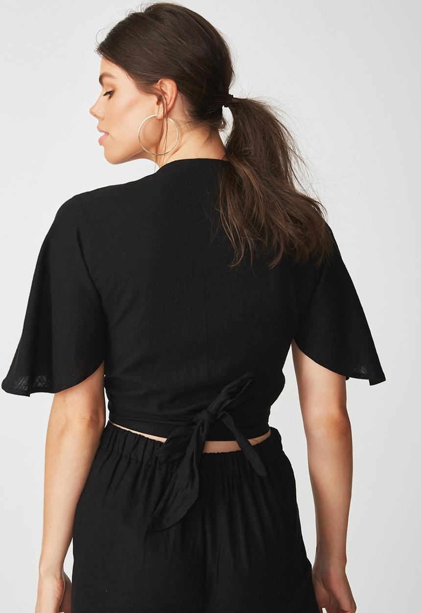 Supré  - Coco tie front top - black