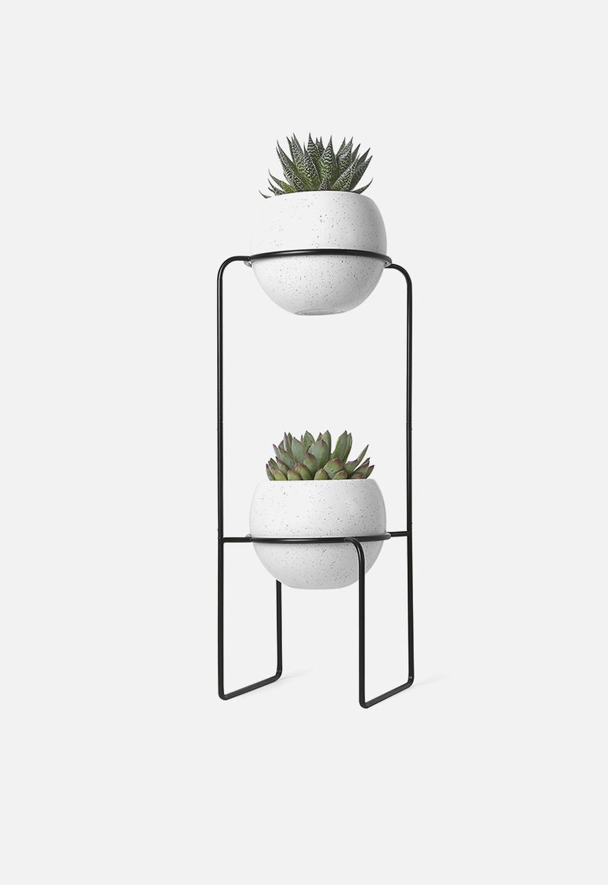 Umbra - Nesta tiered planter - black & white