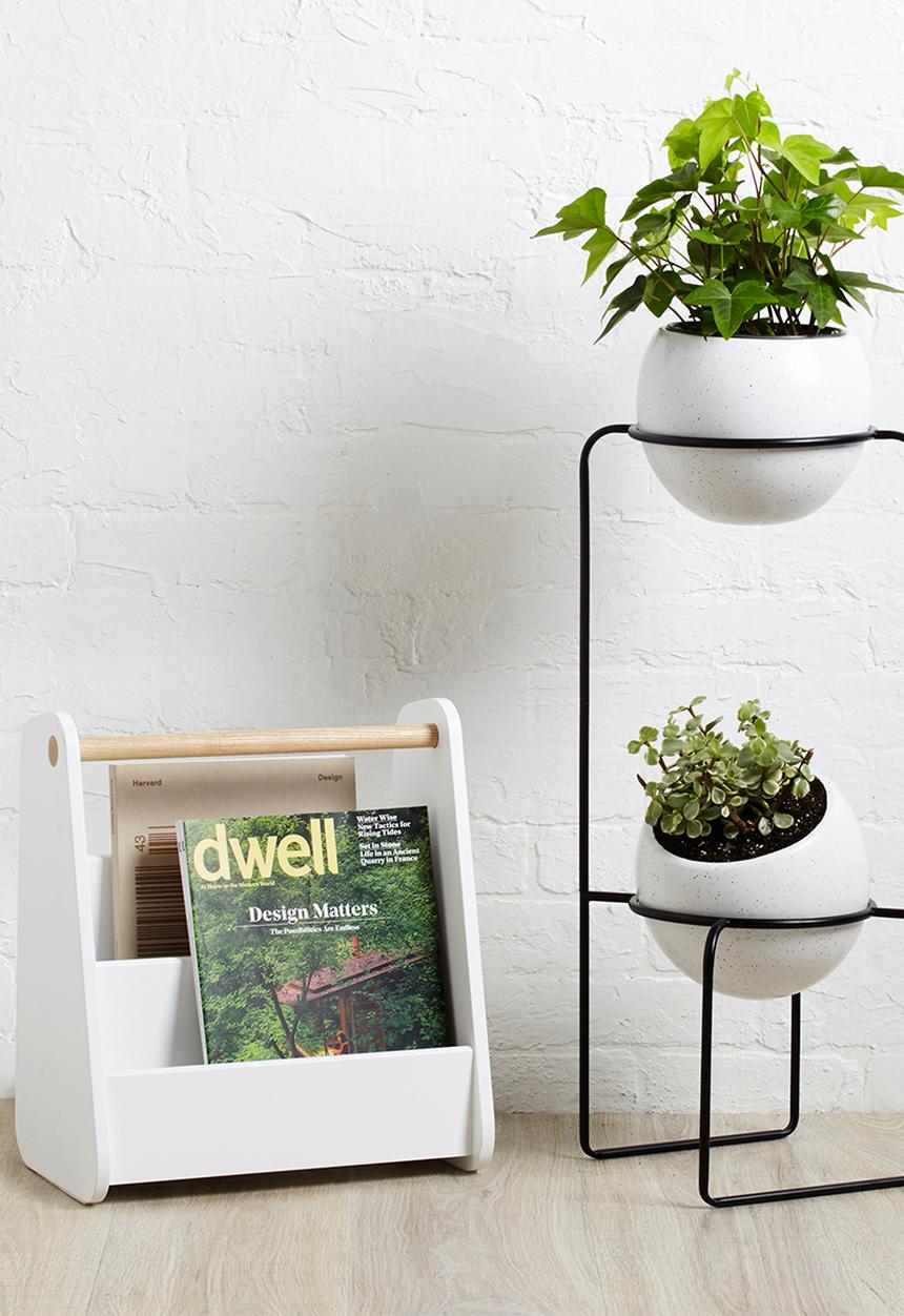 Umbra - Nesta tiered planter - black & white