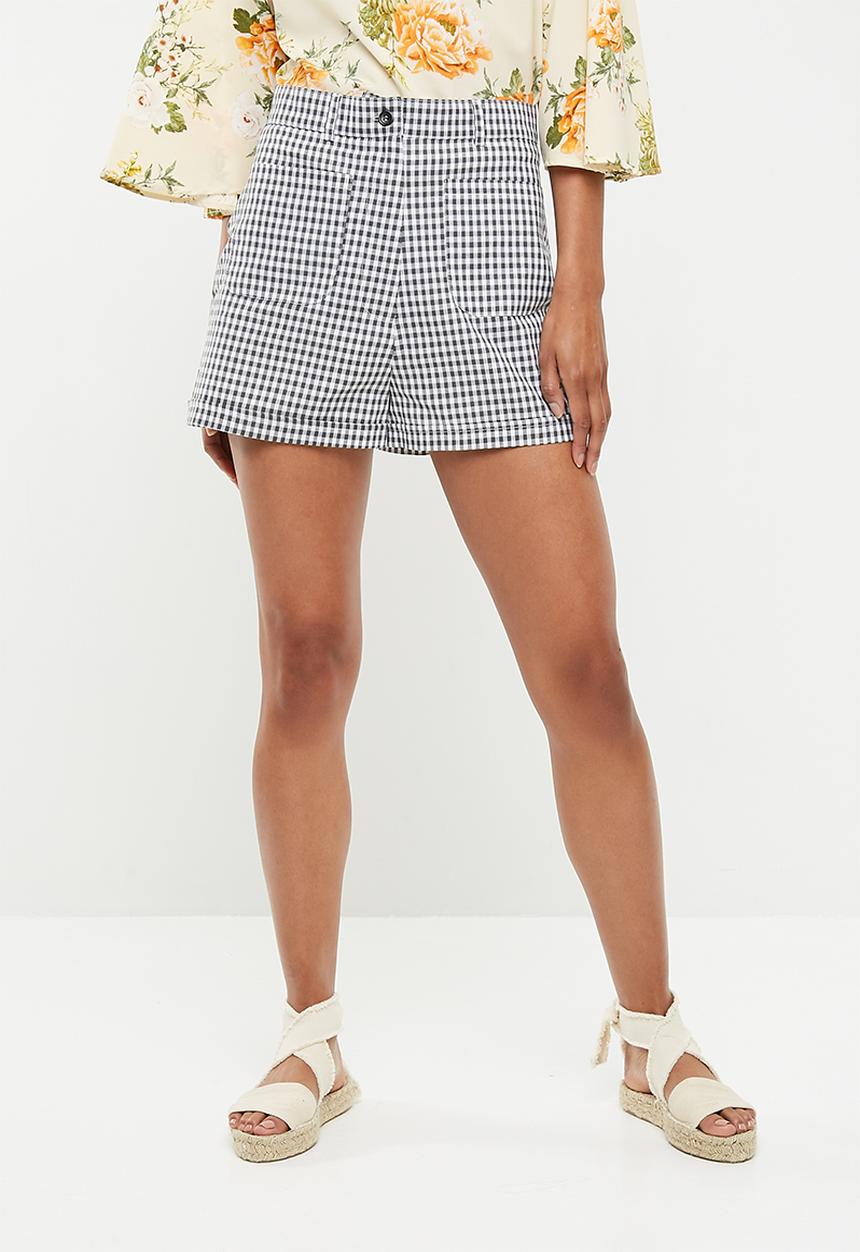 Superbalist - Short with laid on pocket - black & white