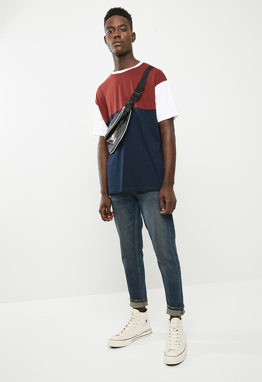Superbalist - Loose fit colour-blocked tee - navy & burgundy