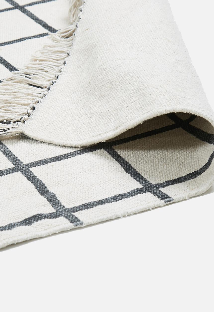 Sixth Floor - Piastrelle printed rug - cream & black