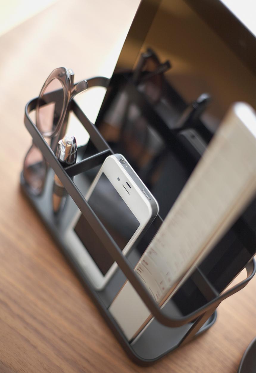 Yamazaki - Tower tablet & remote control rack - black