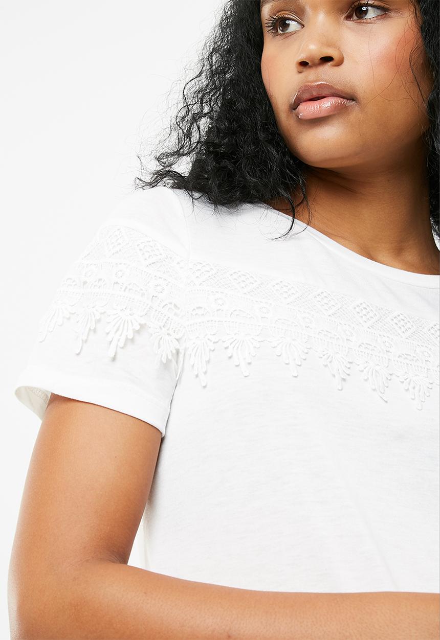 Jacqueline de Yong - Rakel short sleeve top - white