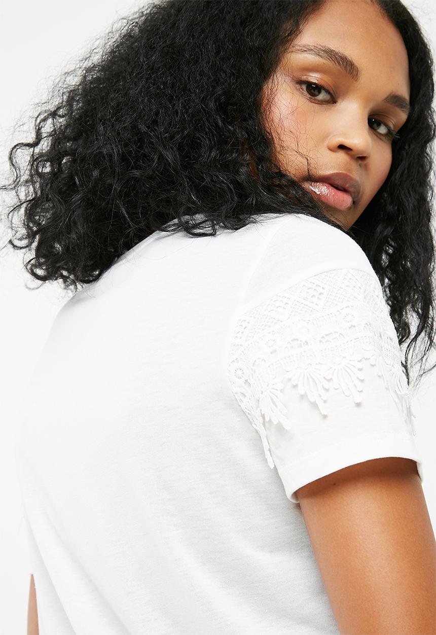 Jacqueline de Yong - Rakel short sleeve top - white