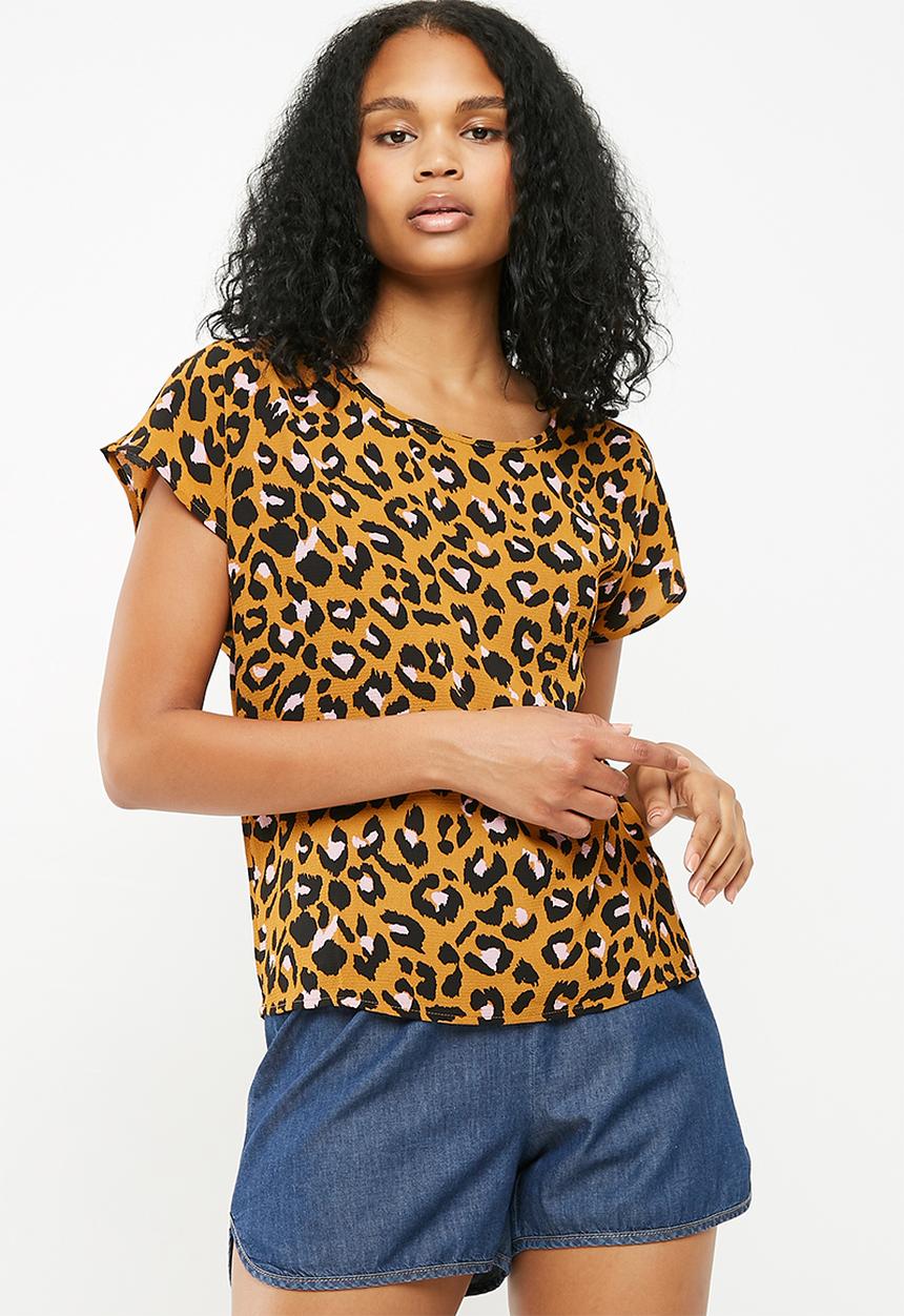 Jacqueline de Yong - Milo woven short sleeve top - mustard