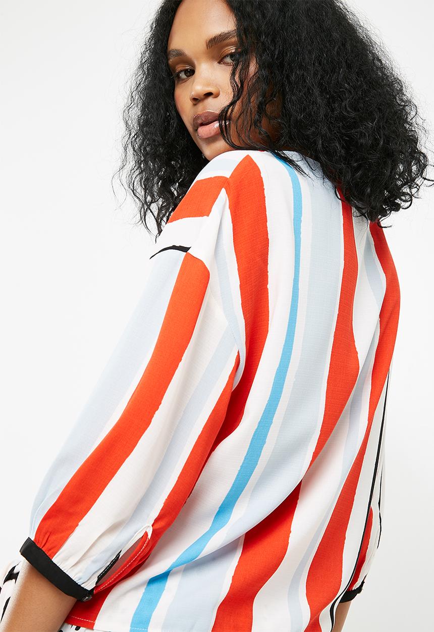 Jacqueline de Yong - Darla wrap blouse - red & blue