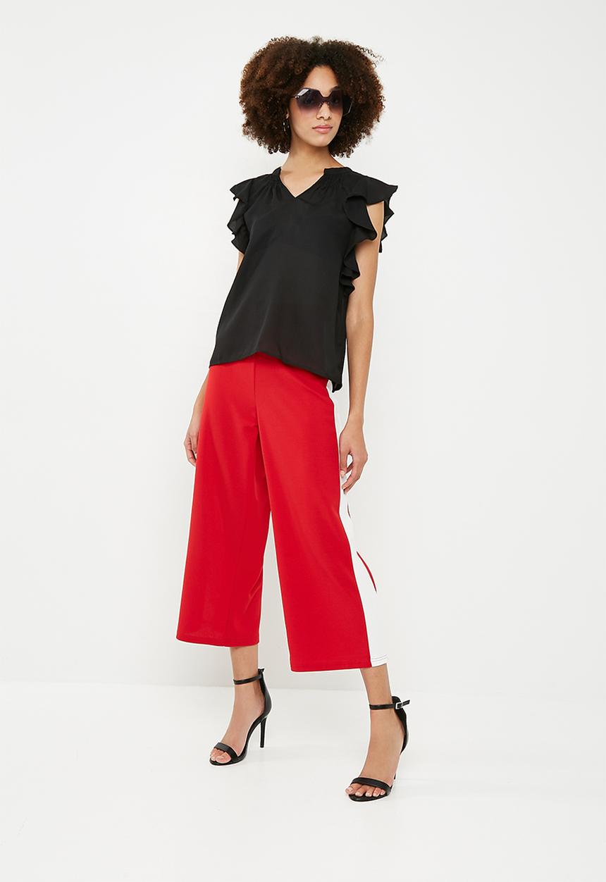 Vero Moda - Violet short sleeve flounce top - black