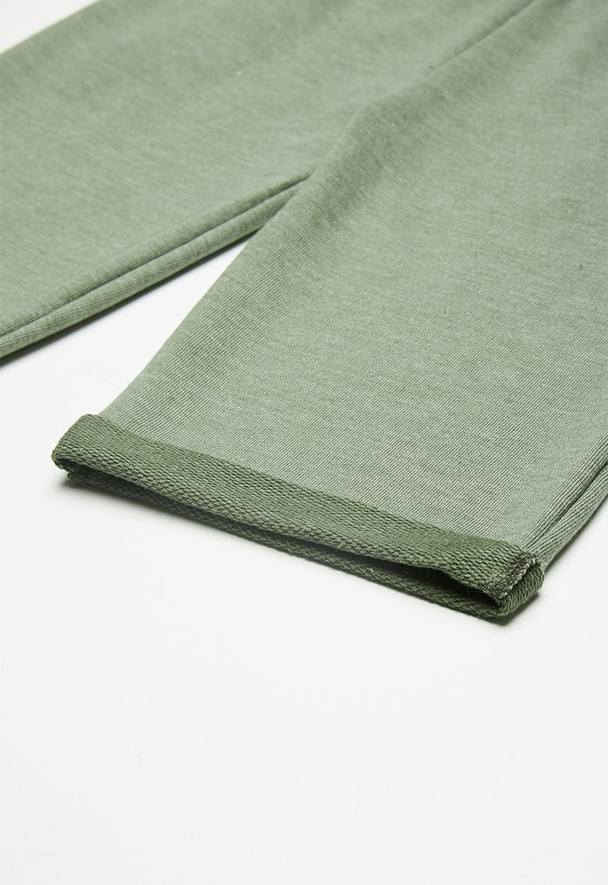 Superbalist - Kids boys roll up jogger shorts - green 