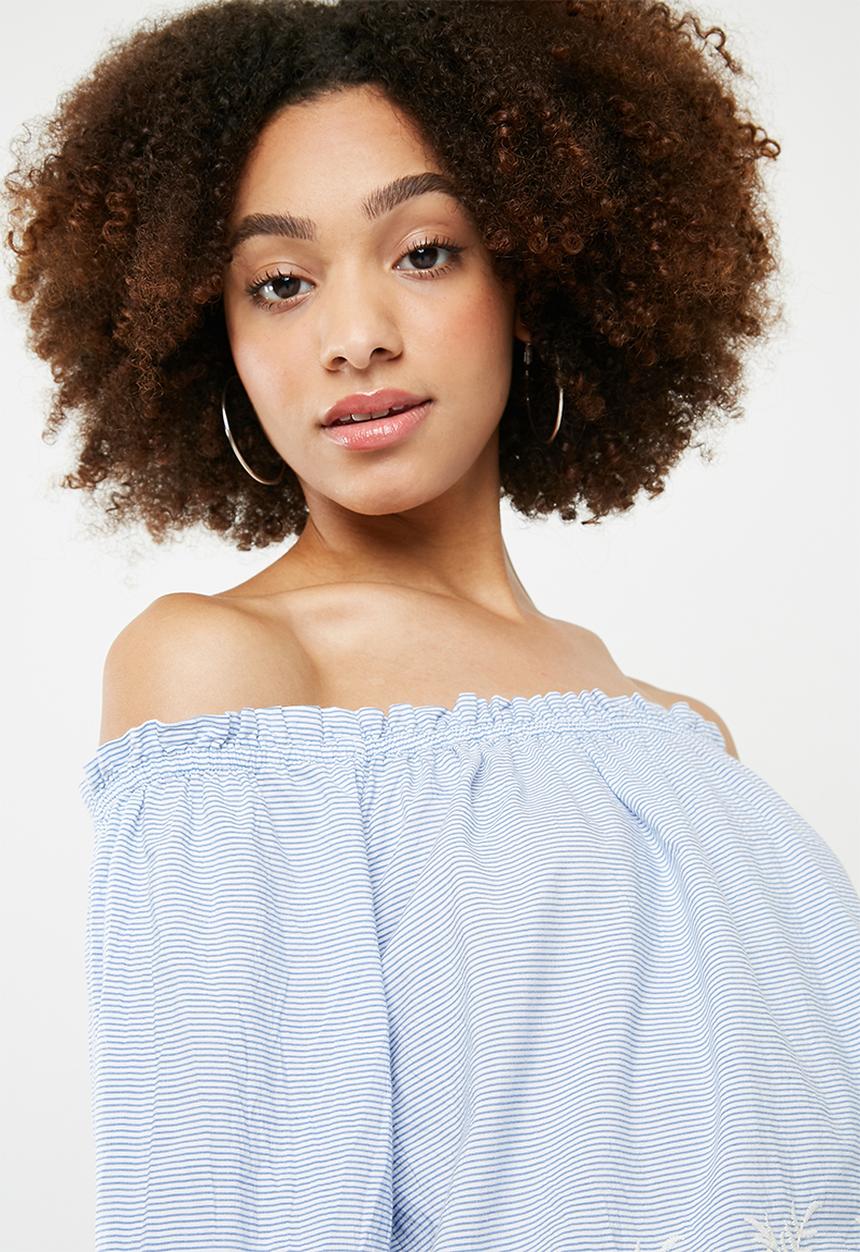 ONLY - Mera long sleeve off shoulder top - blue & white