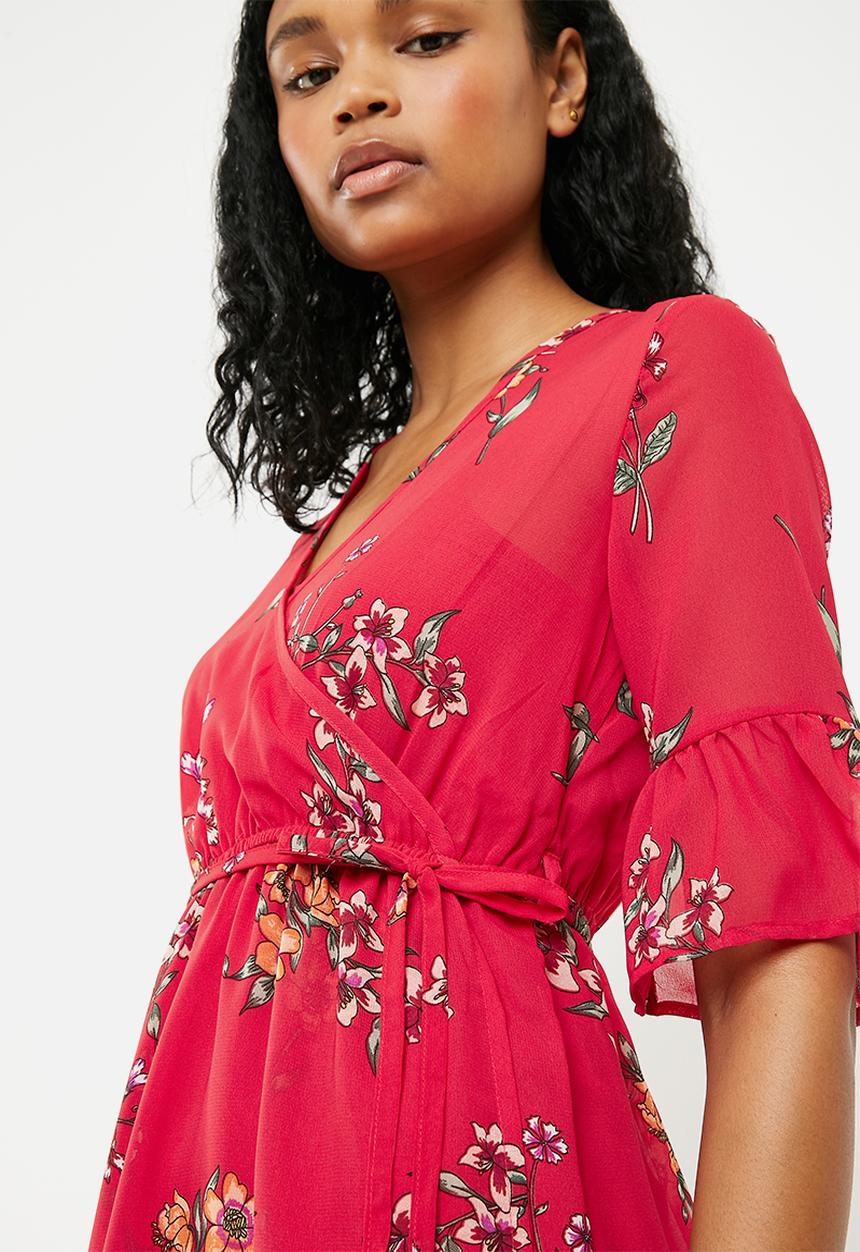 New Look - Charlie floral wrap tie midi dress - red 