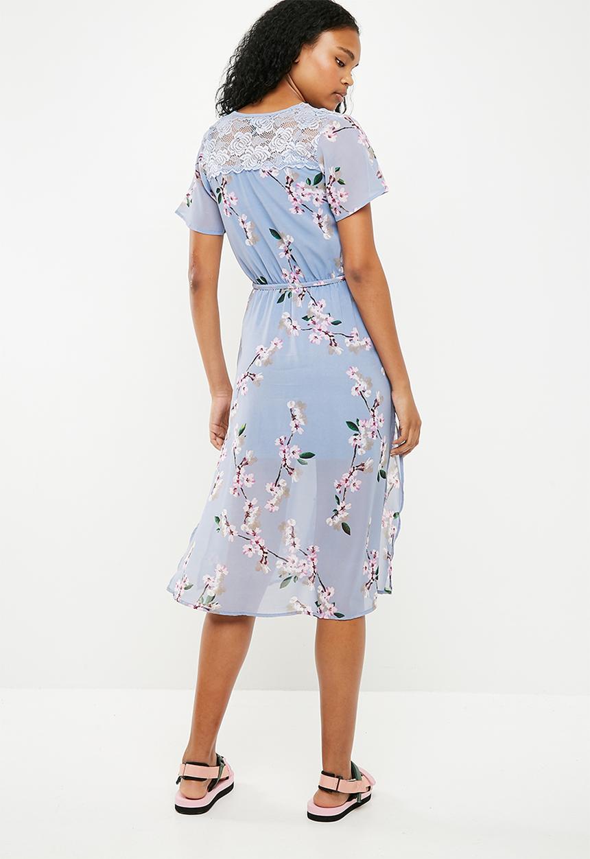 New Look - Anna floral lace midi dress - blue 