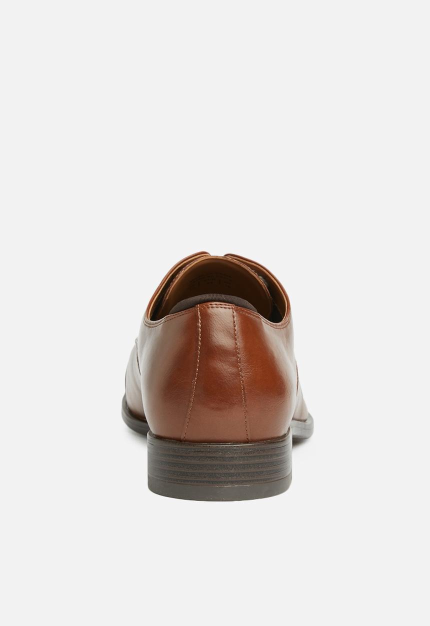 Call It Spring - Aripo formal - tan