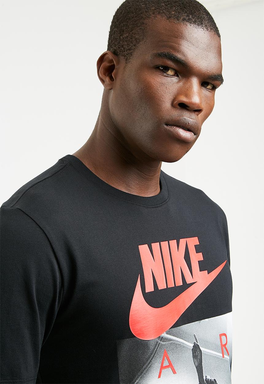 Nike - NSW short sleeve tee - black 