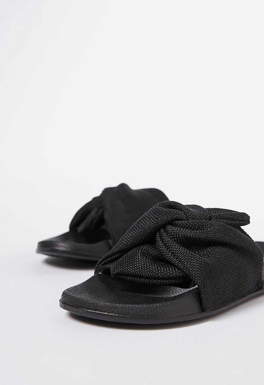 Cotton On - Wild slide - black