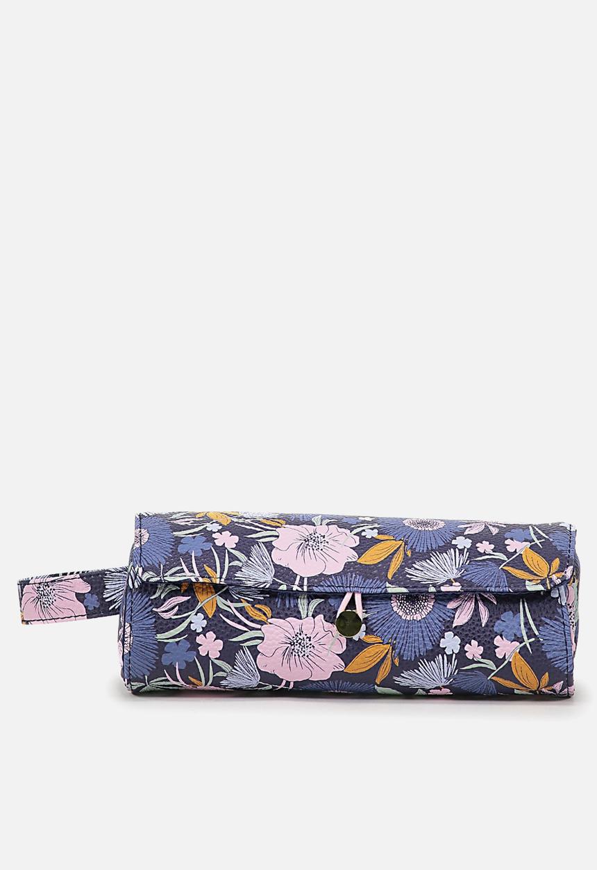 Cotton On - Roll up brush cos case - wild floral blue