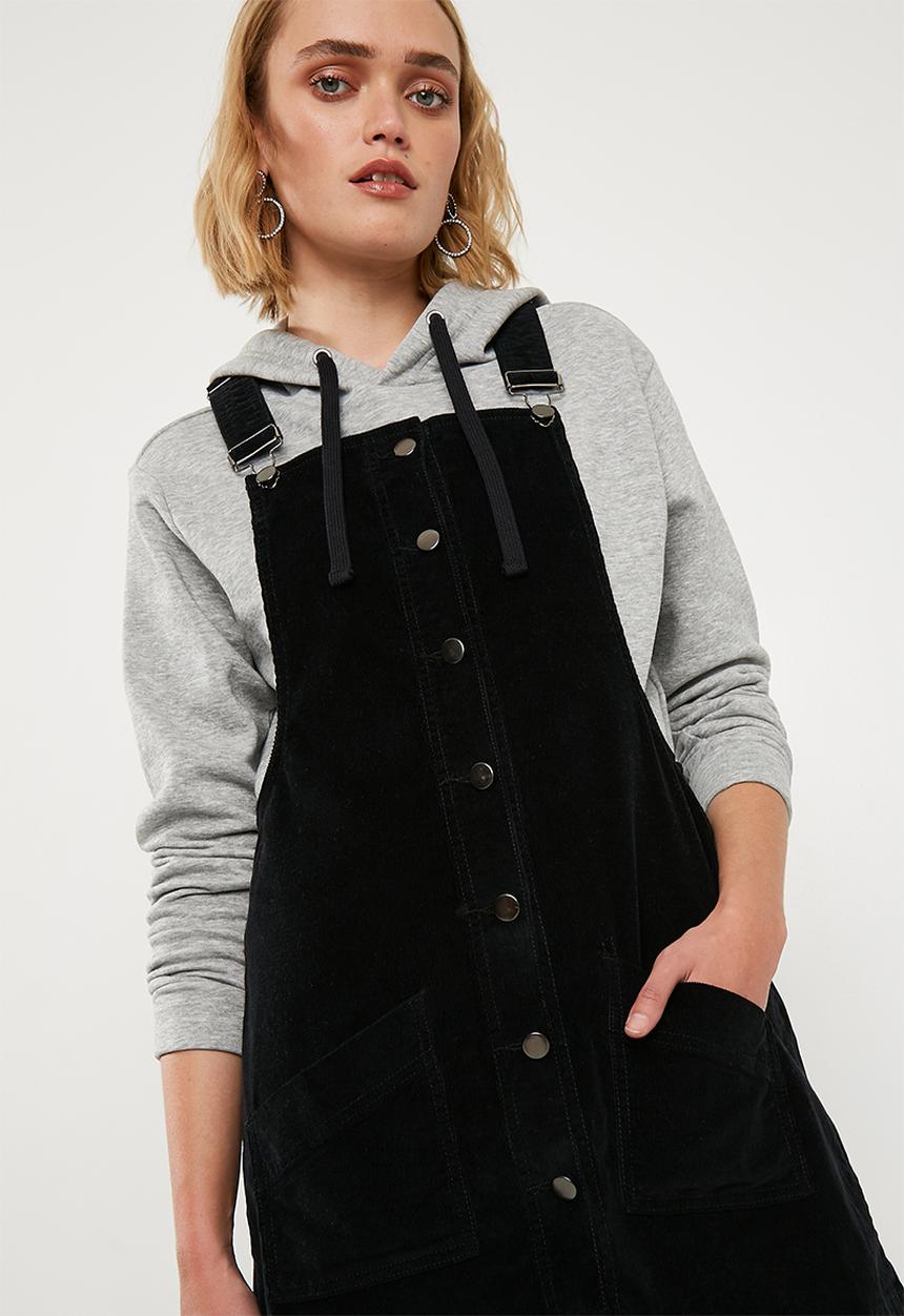 Superbalist - Button through corduroy pinafore dress - black