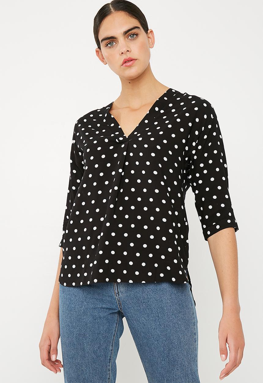 Superbalist - V-neck shirt - black & white 