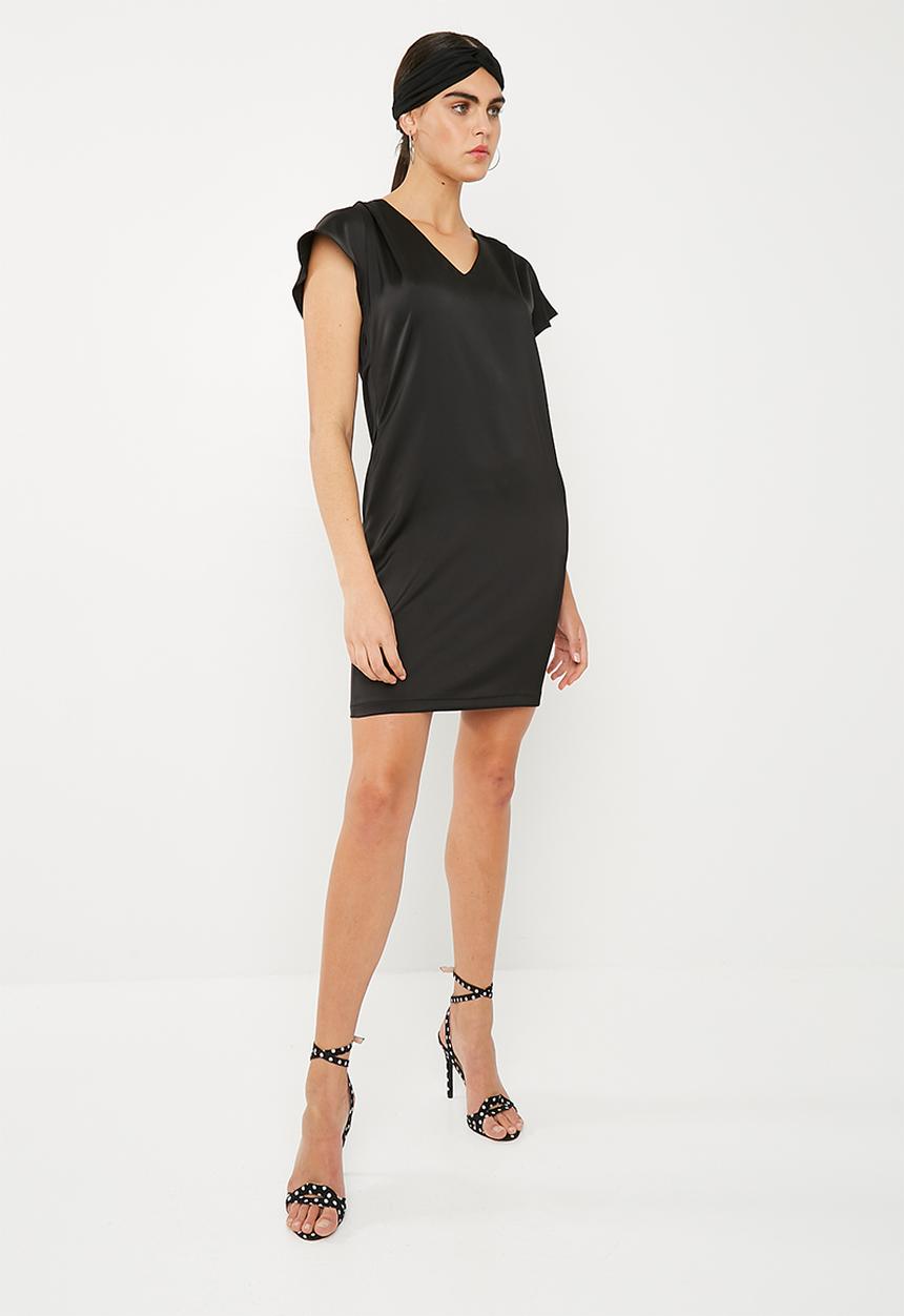 Superbalist - Sheath dress with pleat detail - black 
