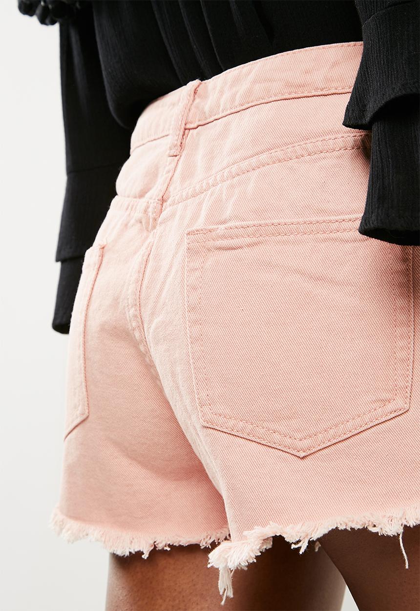 Missguided - High waisted extreme fray hem denim short - pink 