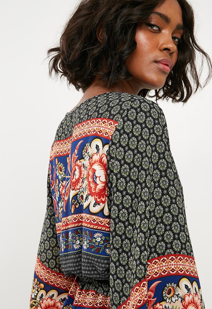 Missguided - Flared sleeve mixed print playsuit - multi
