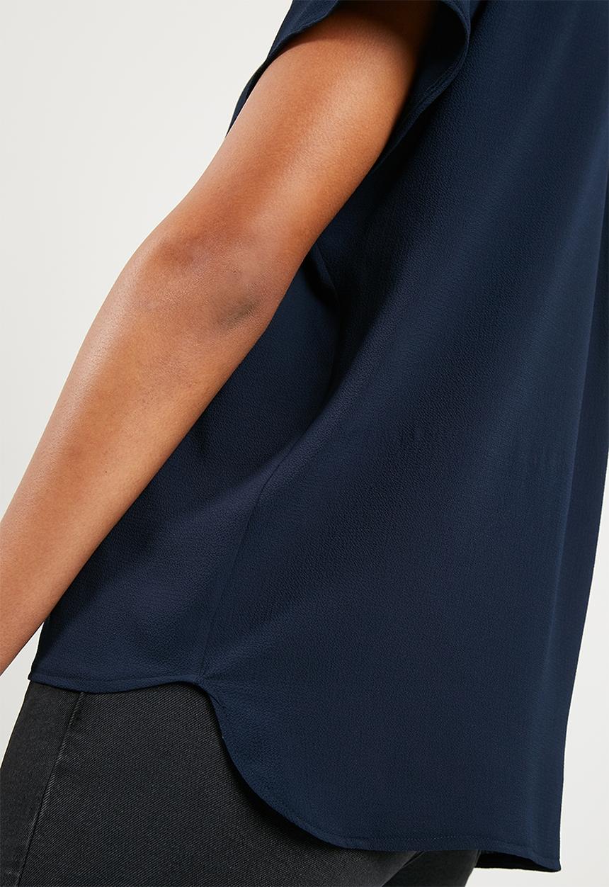 Superbalist - Mandarin collar shell top - navy 