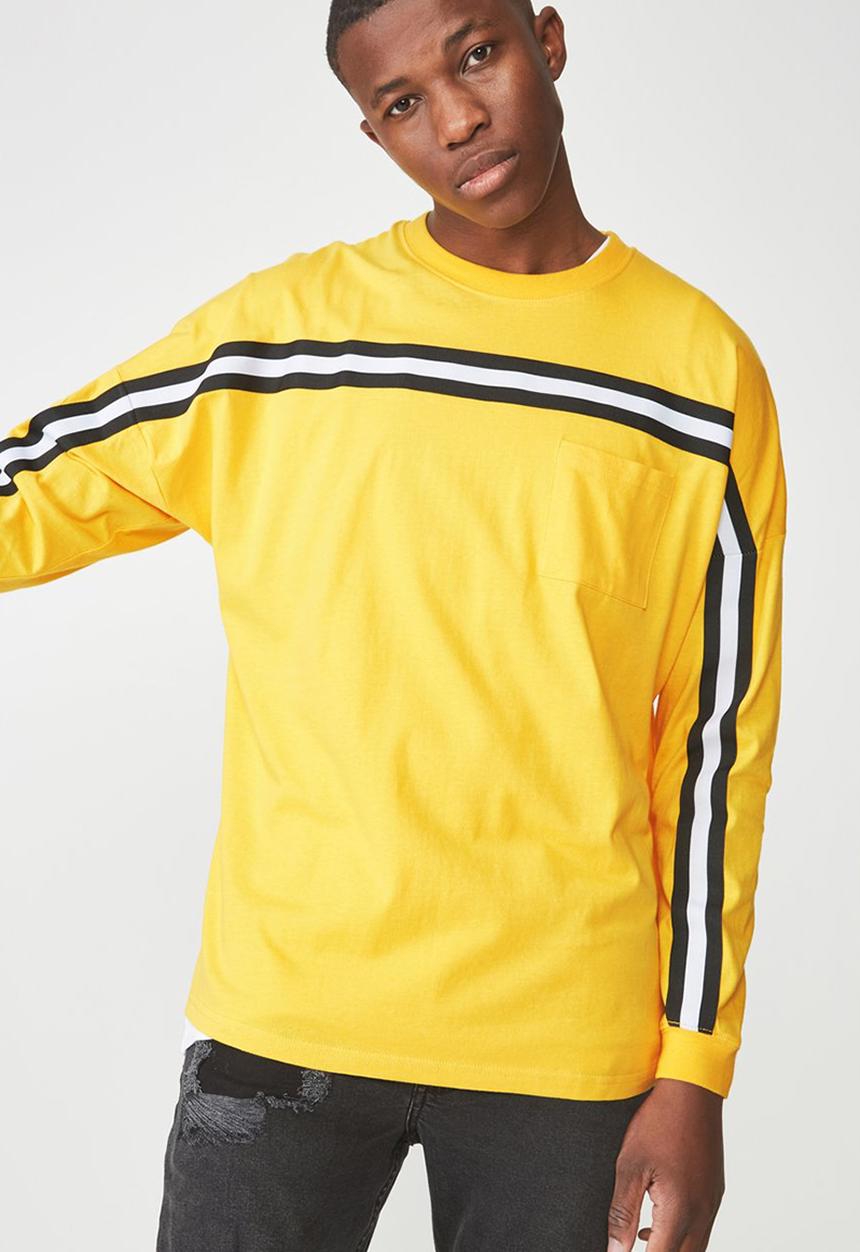 Cotton On - Drop shoulder long sleeve tee - yellow & black