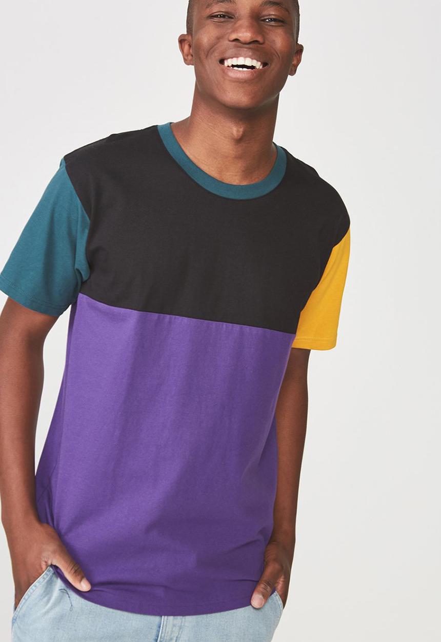 Cotton On - Downtown loose fit short sleeve tee - multi 