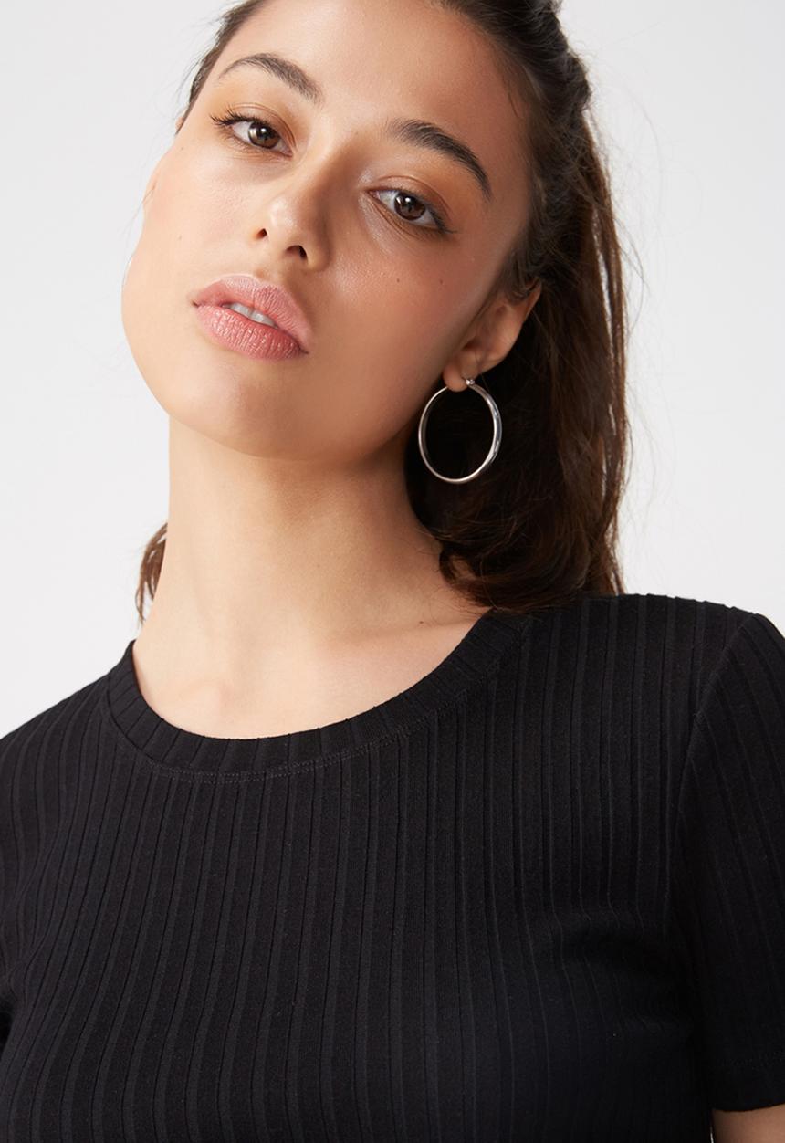 Cotton On - Beth close to the body rib top - black