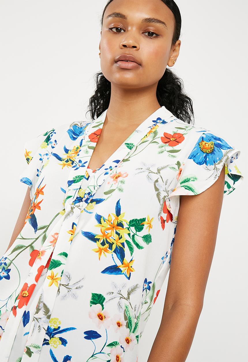 Superbalist - Ruffle sleeve key hole blouse - multi