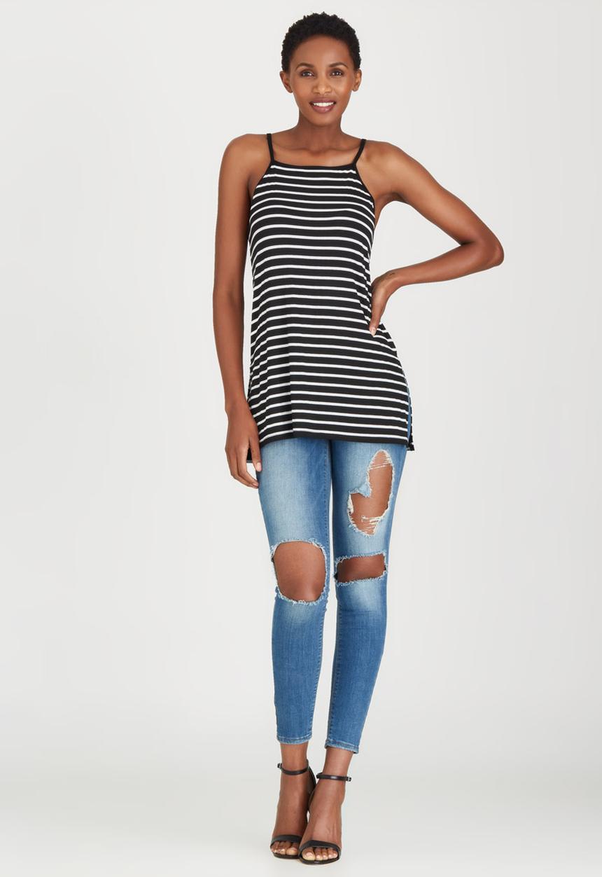 c(inch) - Longer Length Cami Black and White