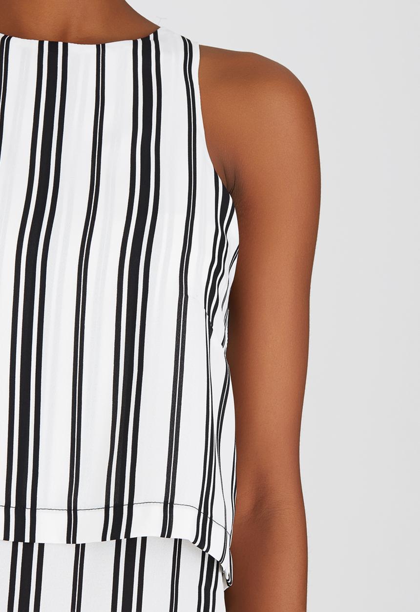 edit - Double Layer Sleeveless Blouse Black and White