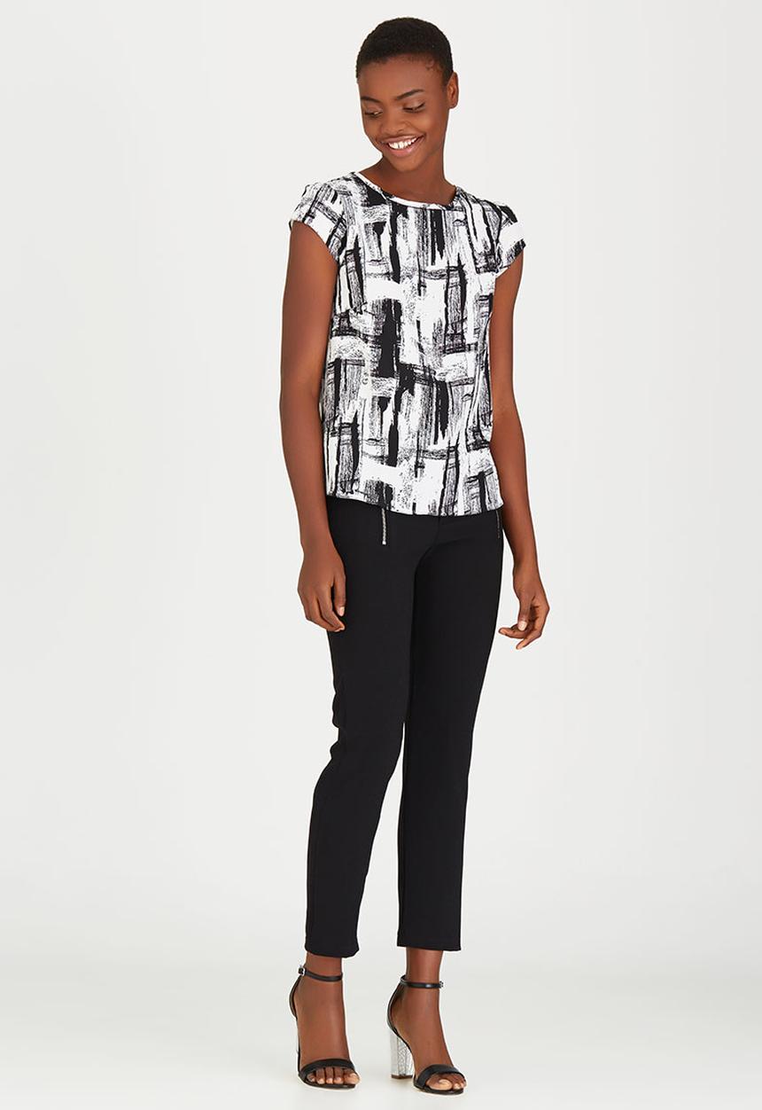 edit - Double Layer T-shirt Blouse with Back Zip Black and White