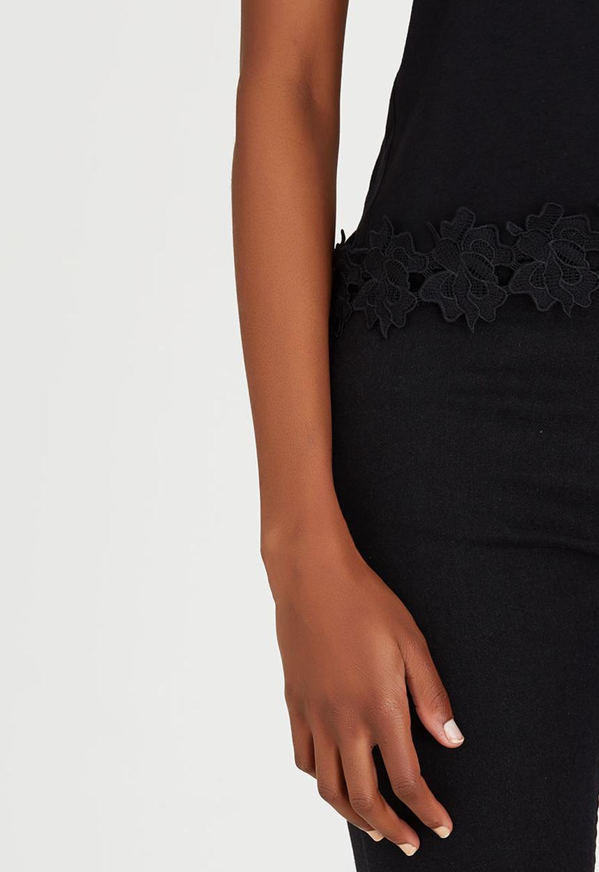 edit - Cami with Back Pleat and Border Lace Black