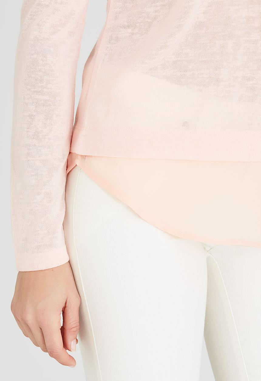Revenge - V-neck 2-in-1 Top Pale Pink