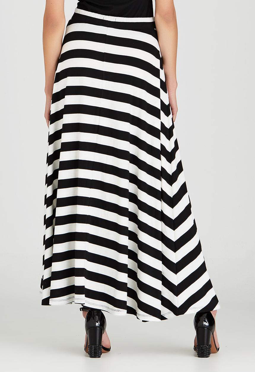 edit - Maxi Fit and Flare Skirt Black and White