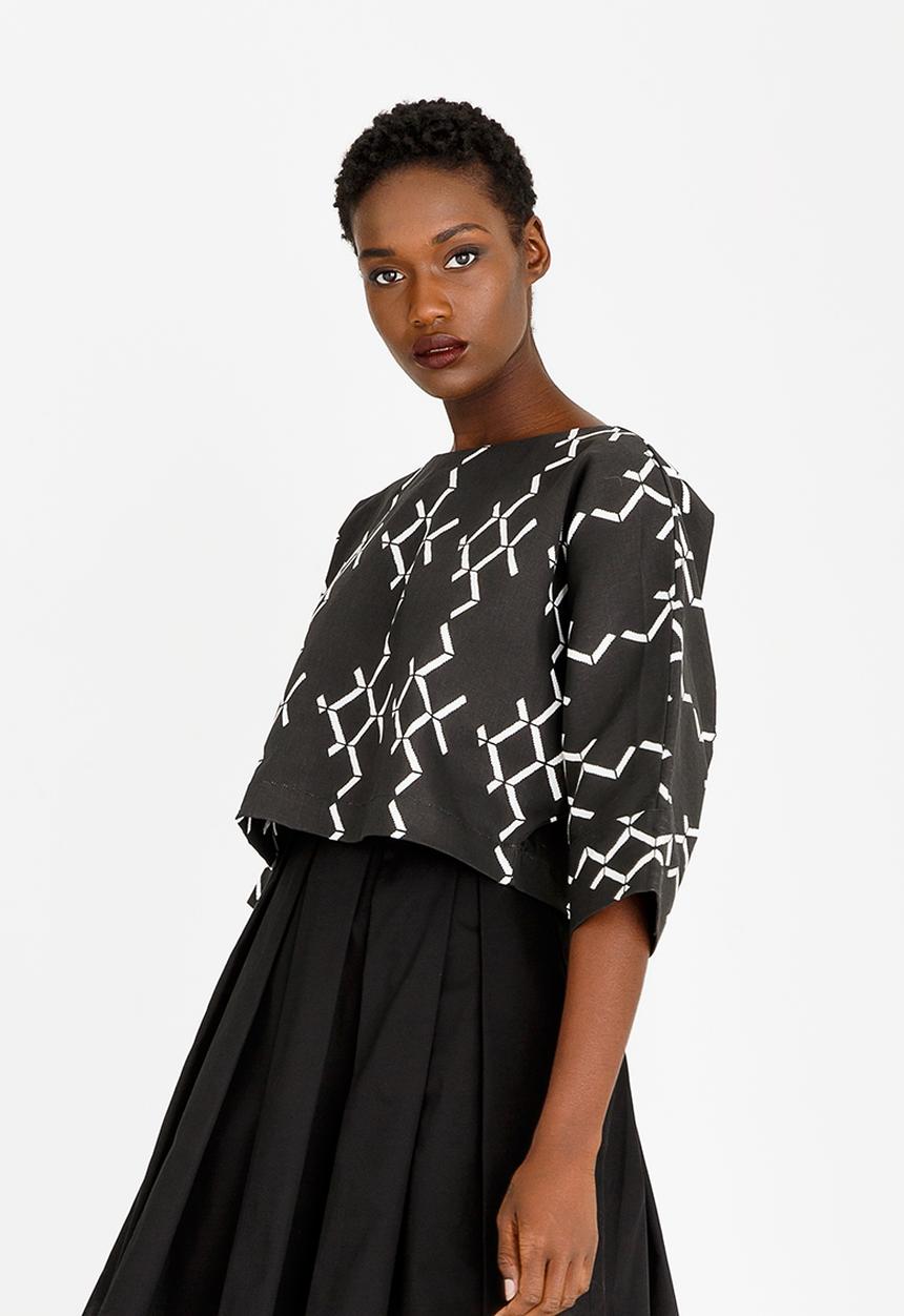 Chulaap - 3/4 Sleeve Diamond Print Box Top Black and White