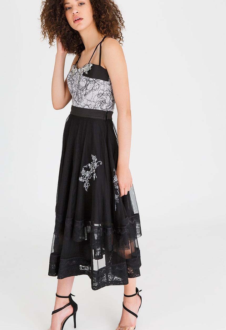 Judith Atelier - Embroidered Flared Skirt Black