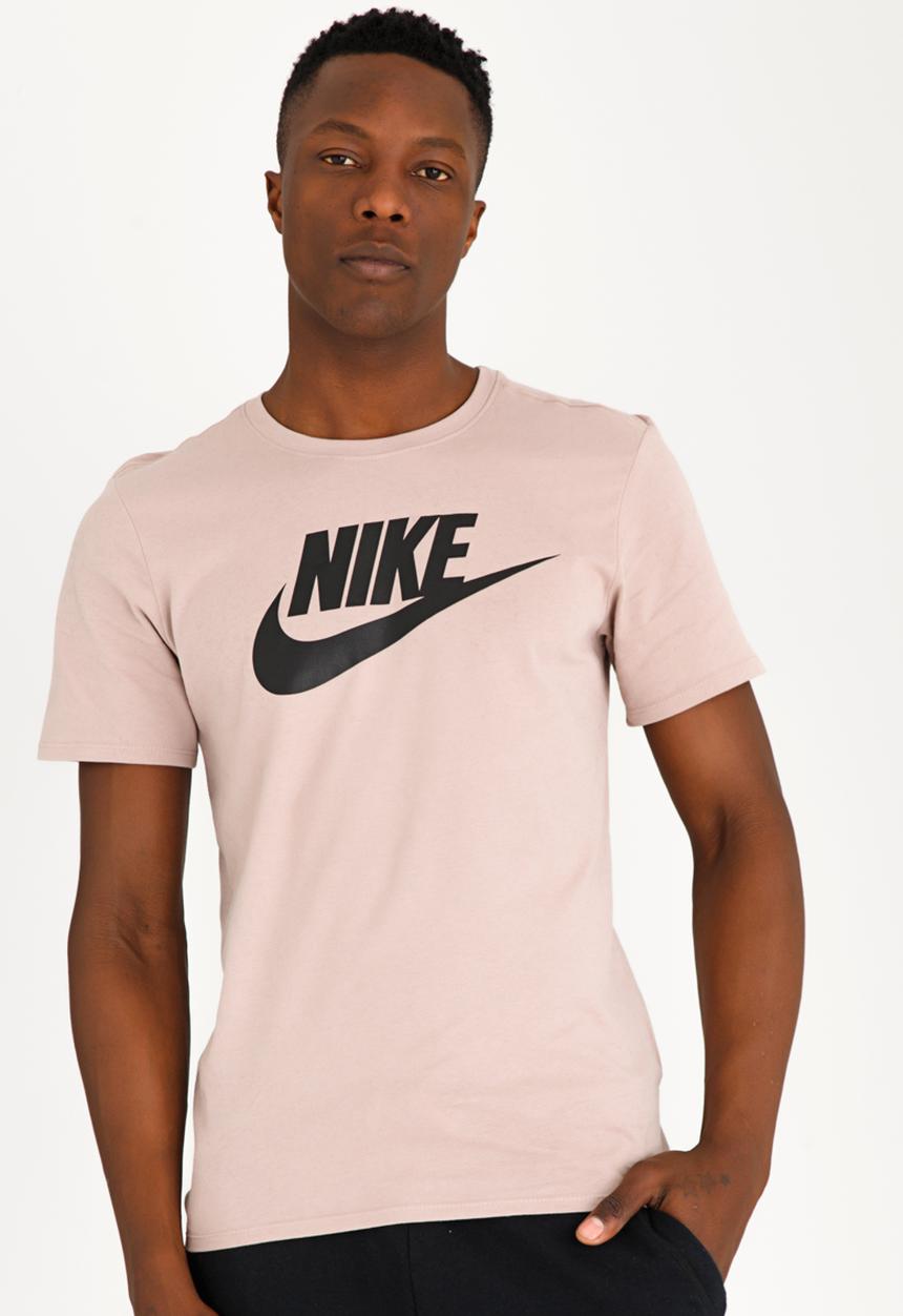 Nike - Nsw Icon Futura Tee - Nike - T-Shirts Taupe