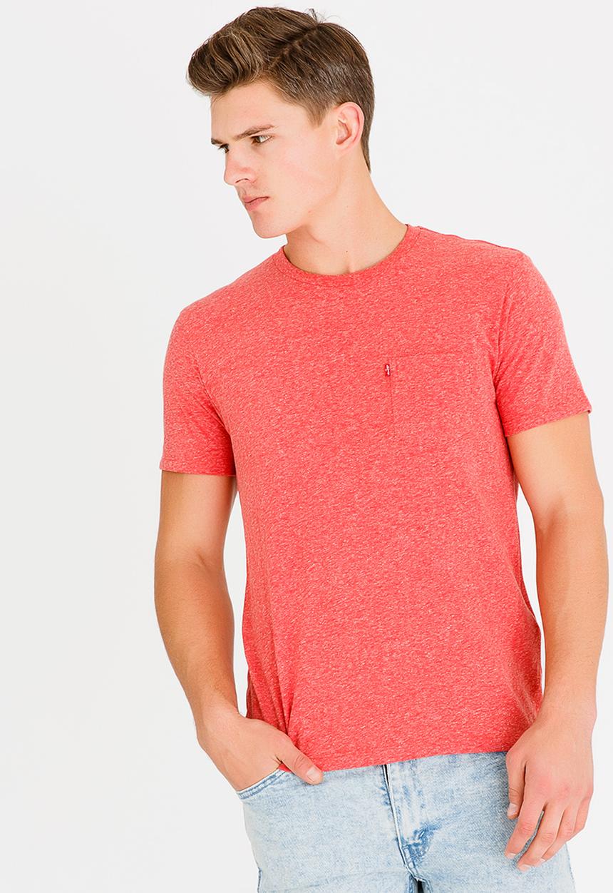 Levi’s® - Classic Pocket Tee Red