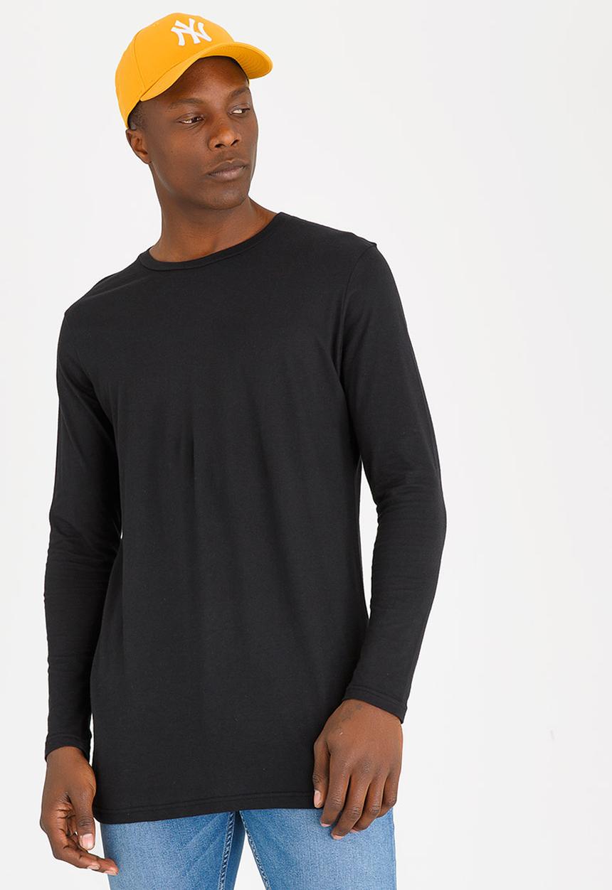 STYLE REPUBLIC - Swagger Longer Length Tee Black
