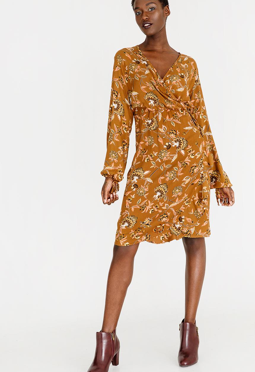 edit - Longsleeve Cross Over Dress Rust