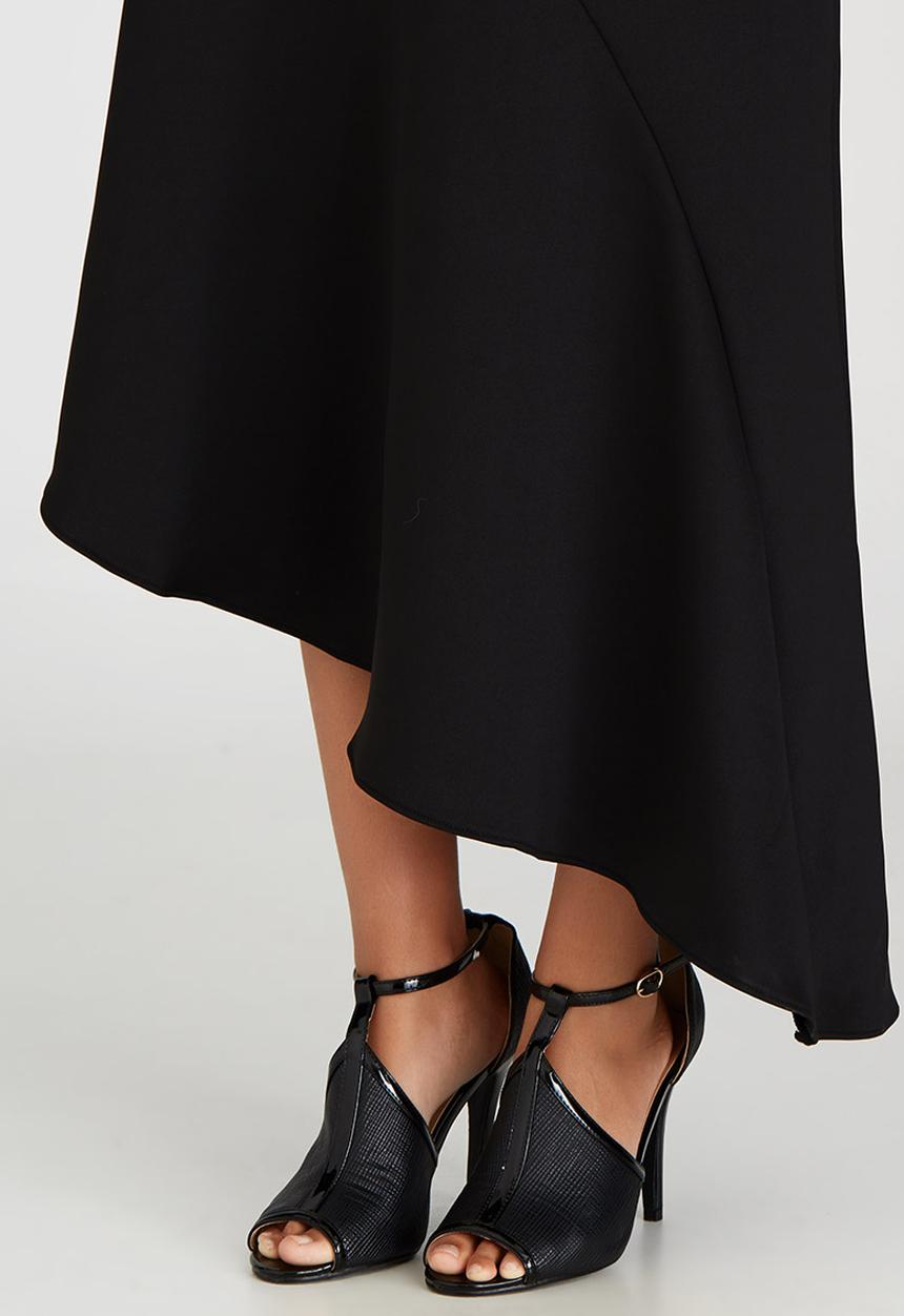 edit - Maxi Skirt with Asymmetrical Hemline Black