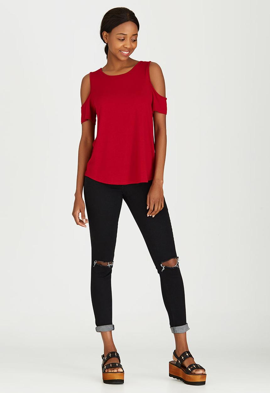 c(inch) - Cold Shoulder T-Shirt Dark Red