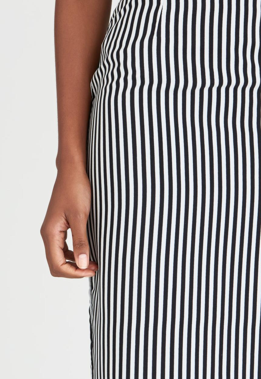 edit - Woven Pencil Skirt Black and White