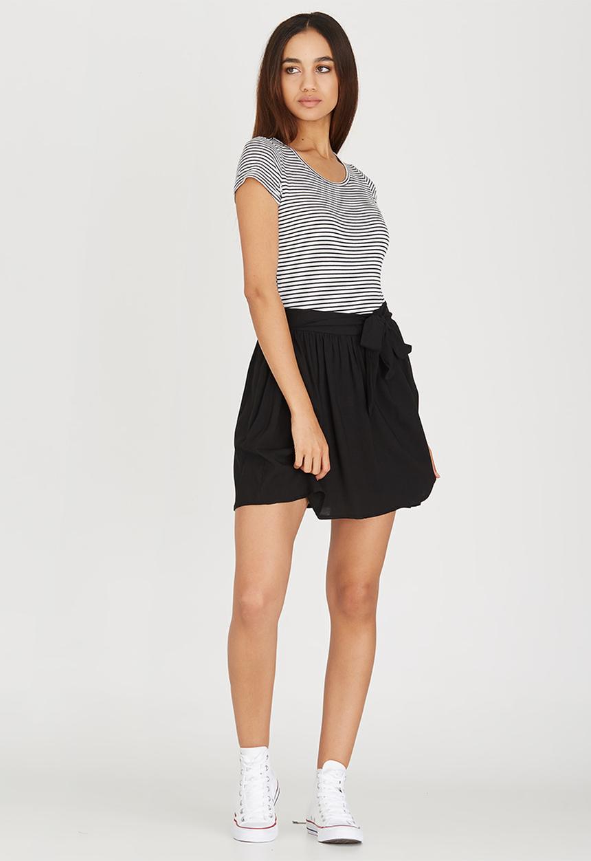c(inch) - Flare Mini Skirt Black