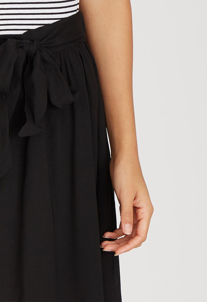 c(inch) - Flare Mini Skirt Black