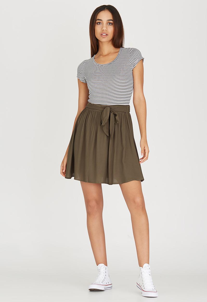 c(inch) - Flare Mini Skirt Dark Green