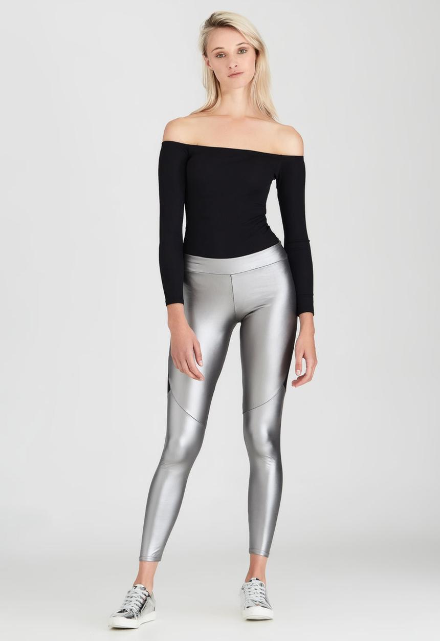 BoohooDNU - Off The Shoulder Long Sleeve Bodysuit Black