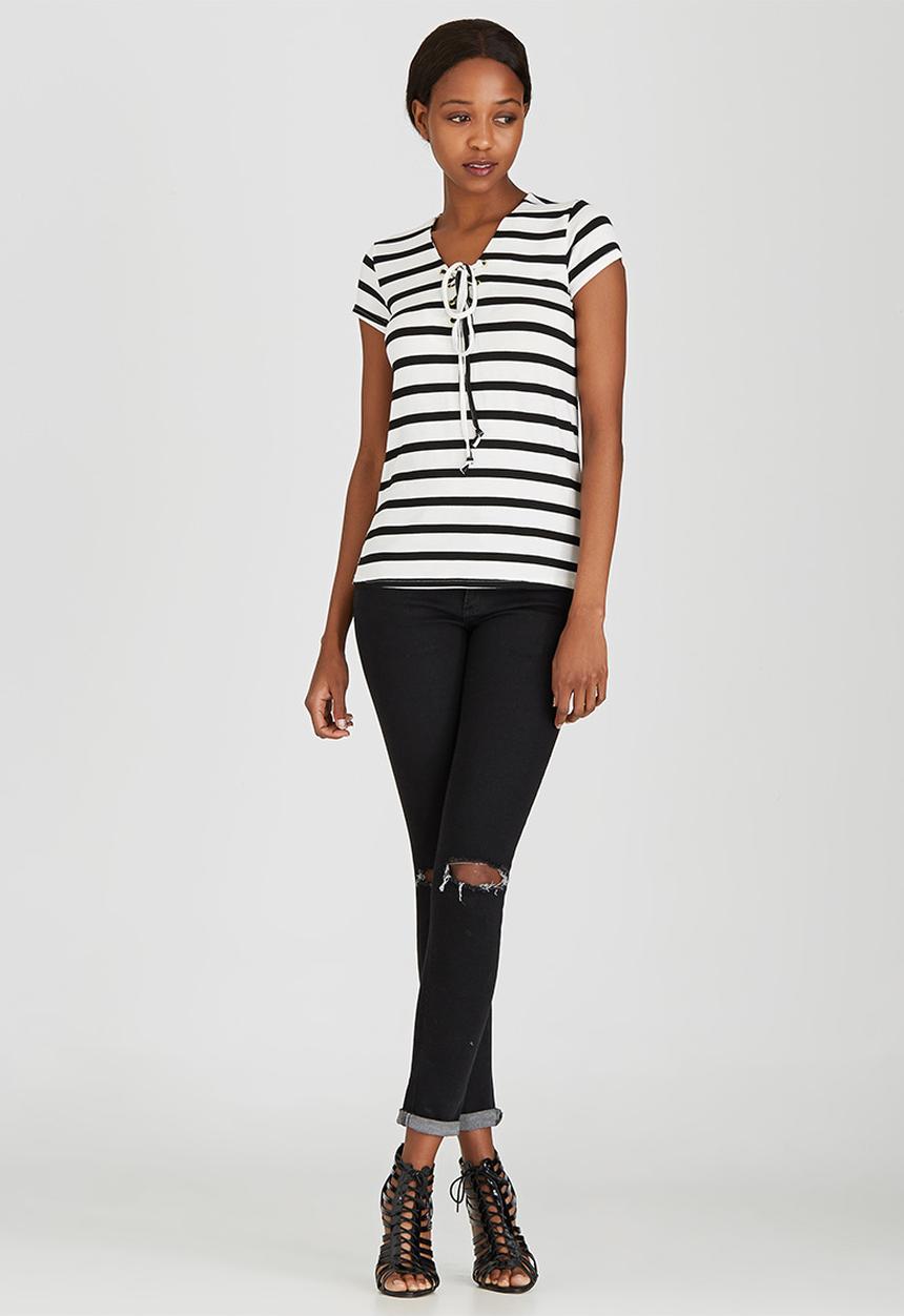 c(inch) - Lace-up T-shirt Black and White